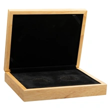 Grand coffret cadeau en chêne - 2 pièces d'or de 1 once 33 mm